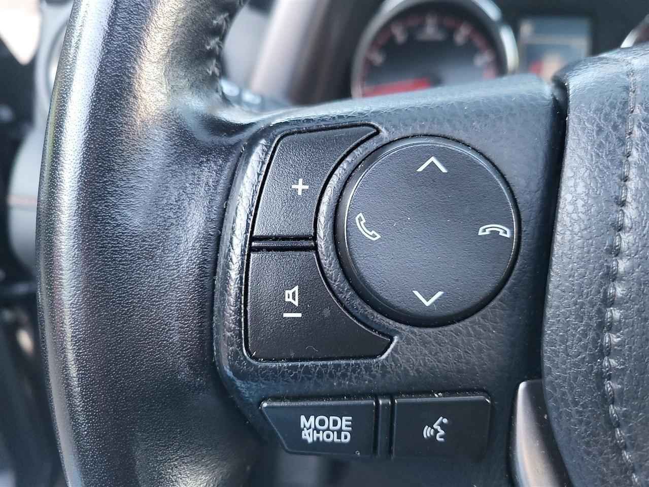 Toyota RAV4 SE 4WD 2016