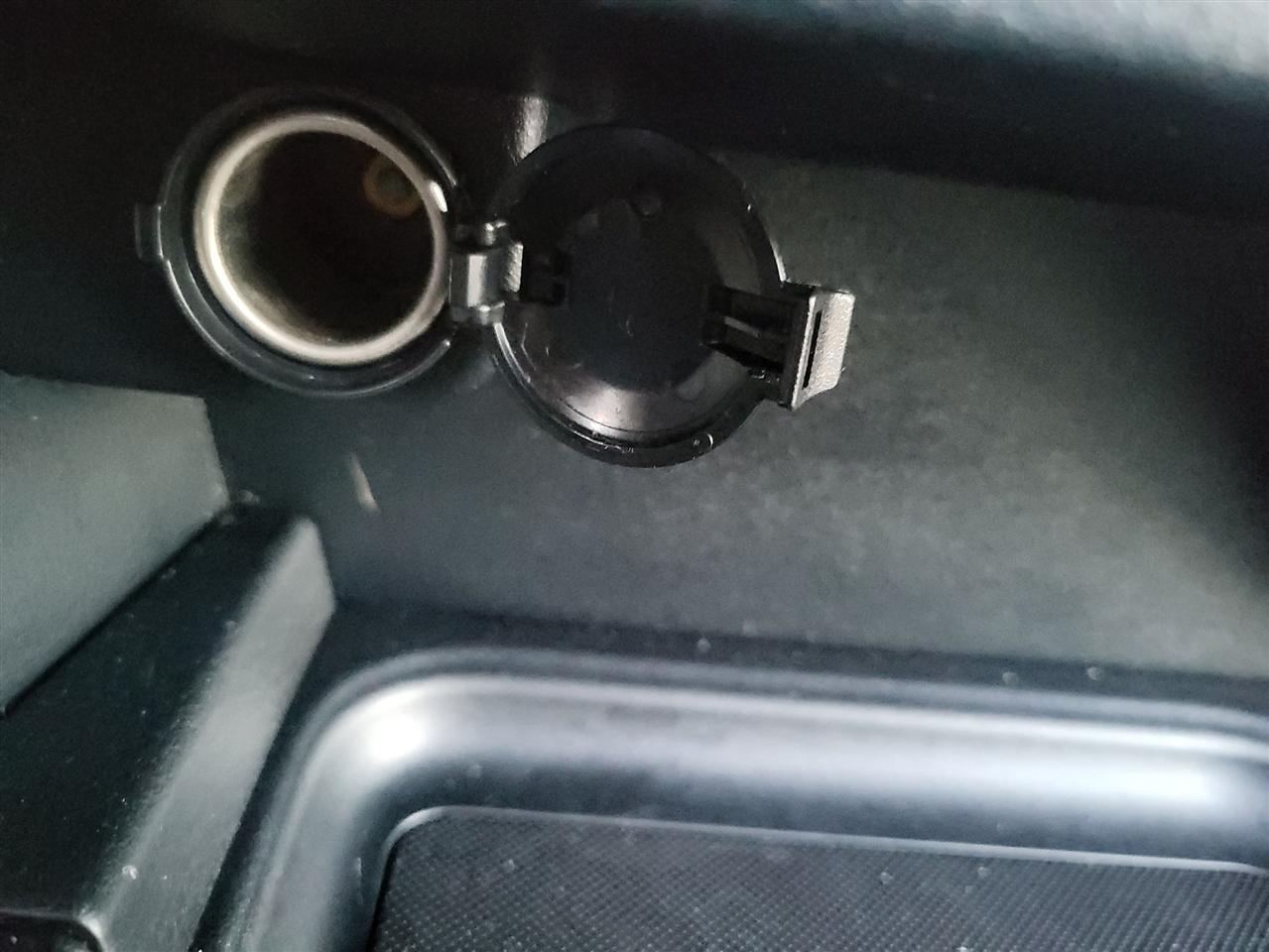 Toyota RAV4 SE 4WD 2016