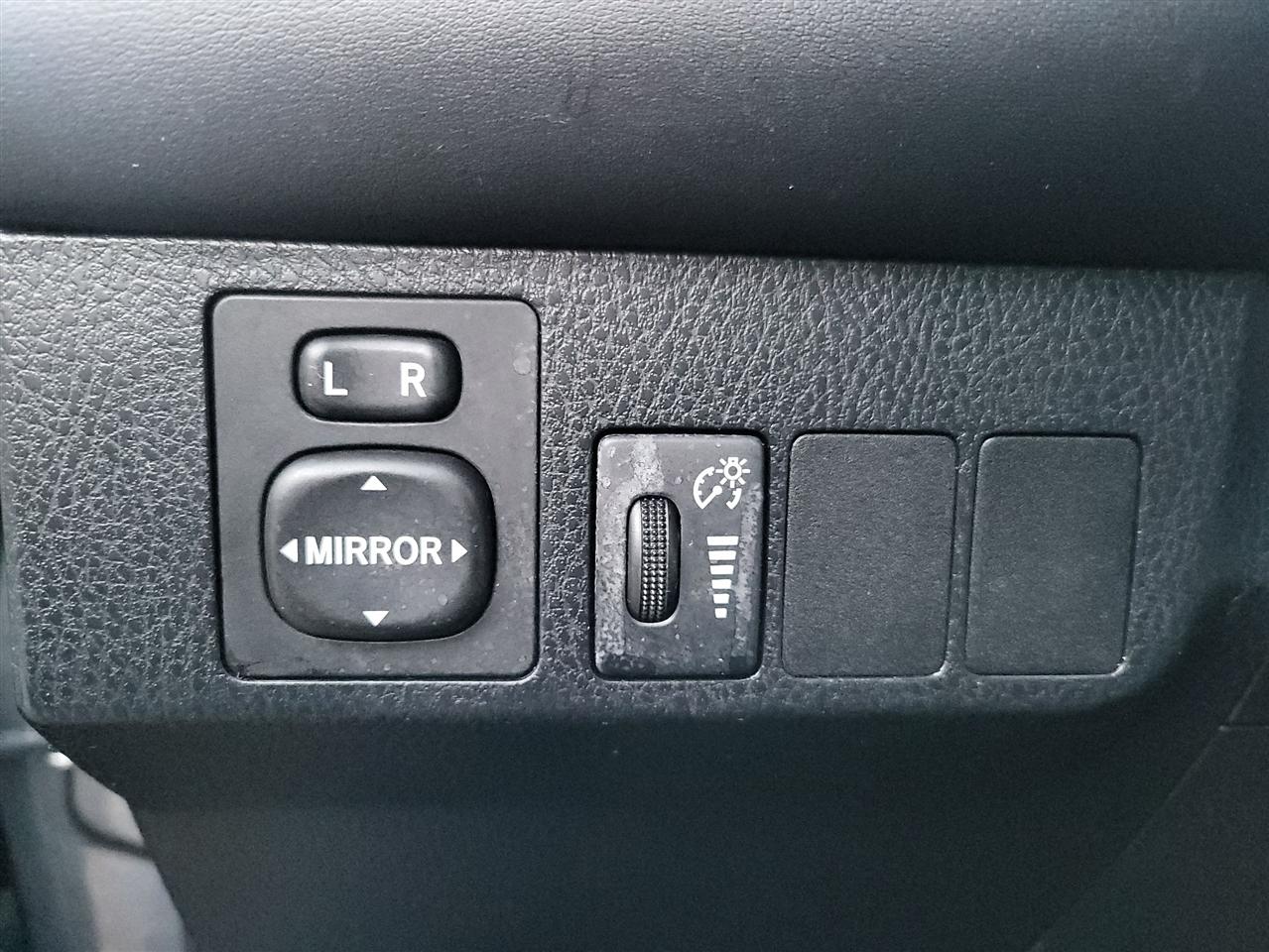 Toyota RAV4 SE 4WD 2016