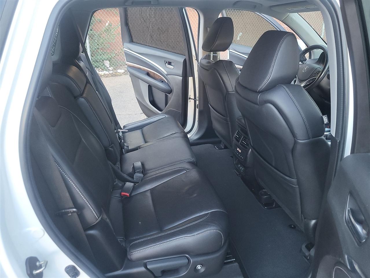 Acura MDX SH-AWD 9-Spd AT w/Tech Package 2020