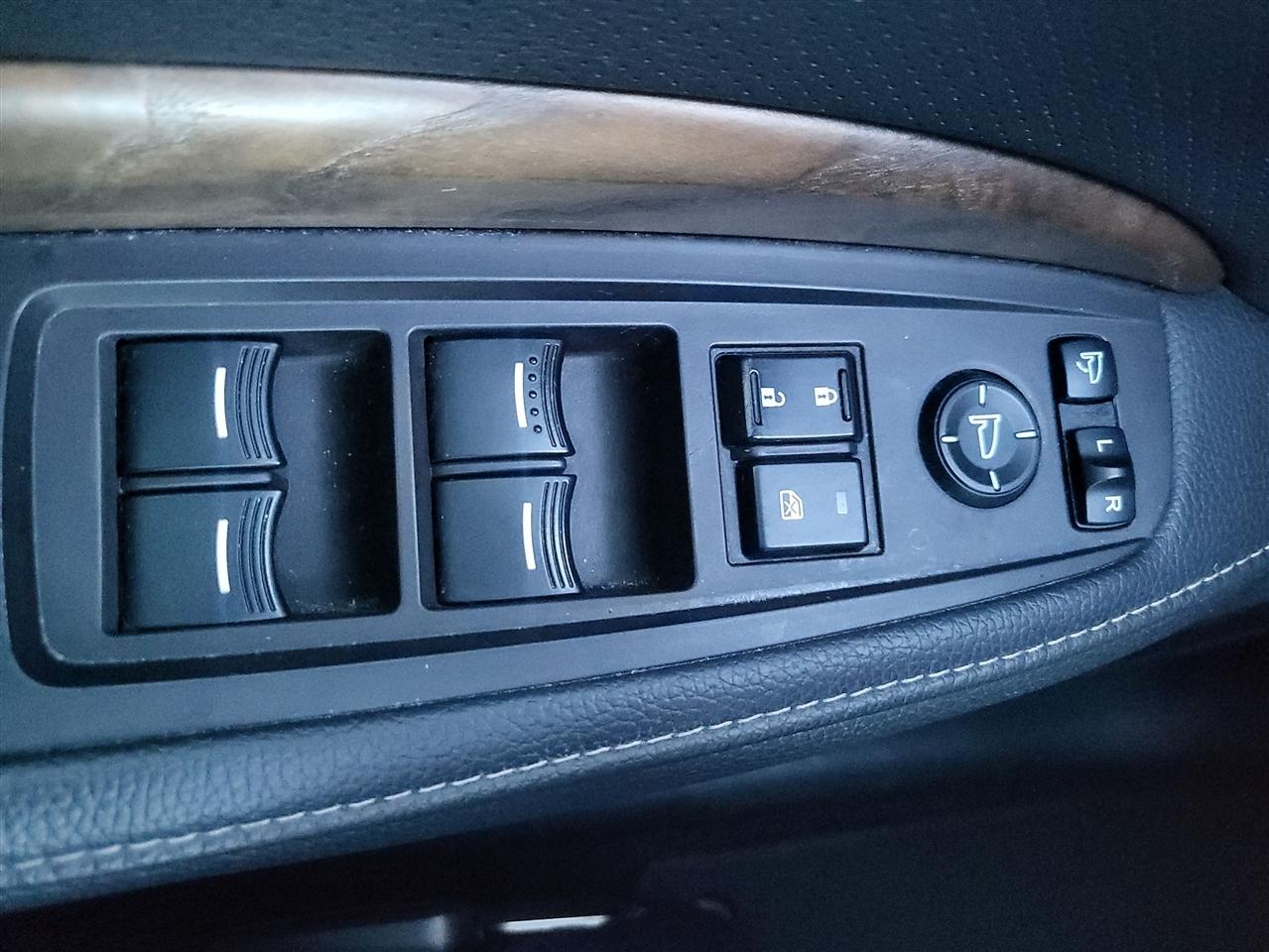 Acura MDX SH-AWD 9-Spd AT w/Tech Package 2020
