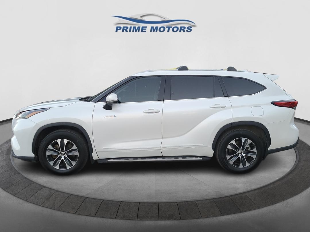 2021 Toyota Highlander Hybrid XLE 4D SUV FWD