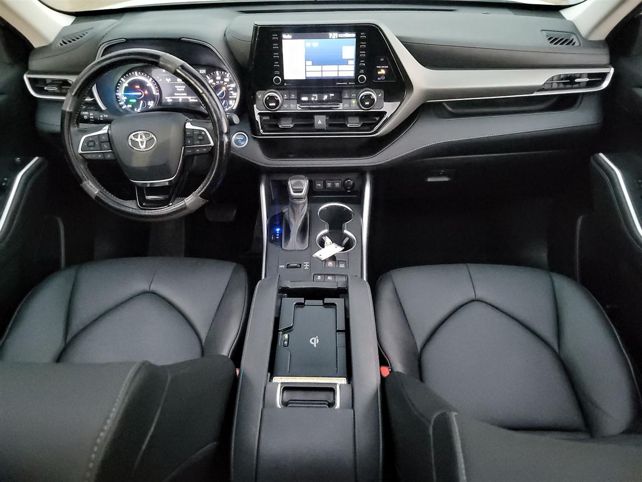 Toyota Highlander  2021