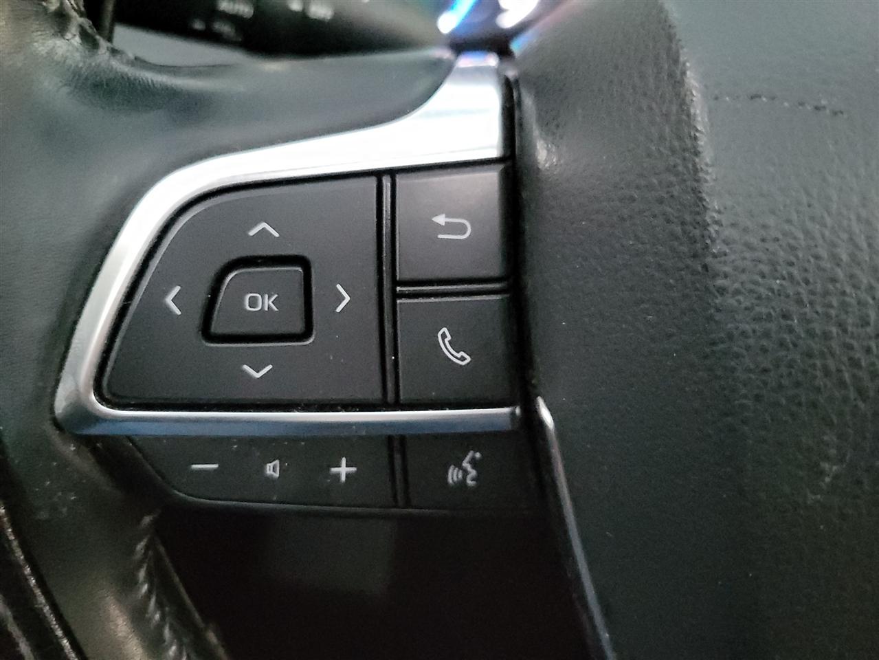Toyota Highlander  2021