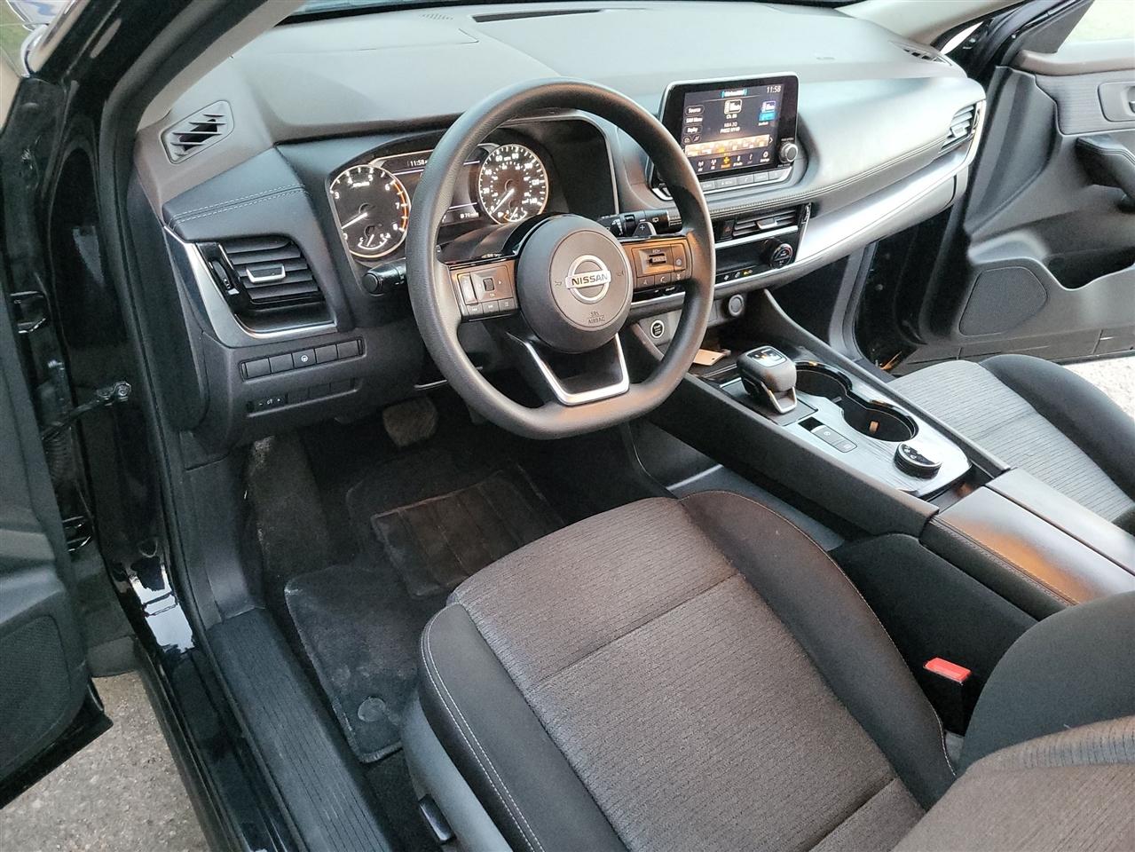 Nissan Rogue SV 2021