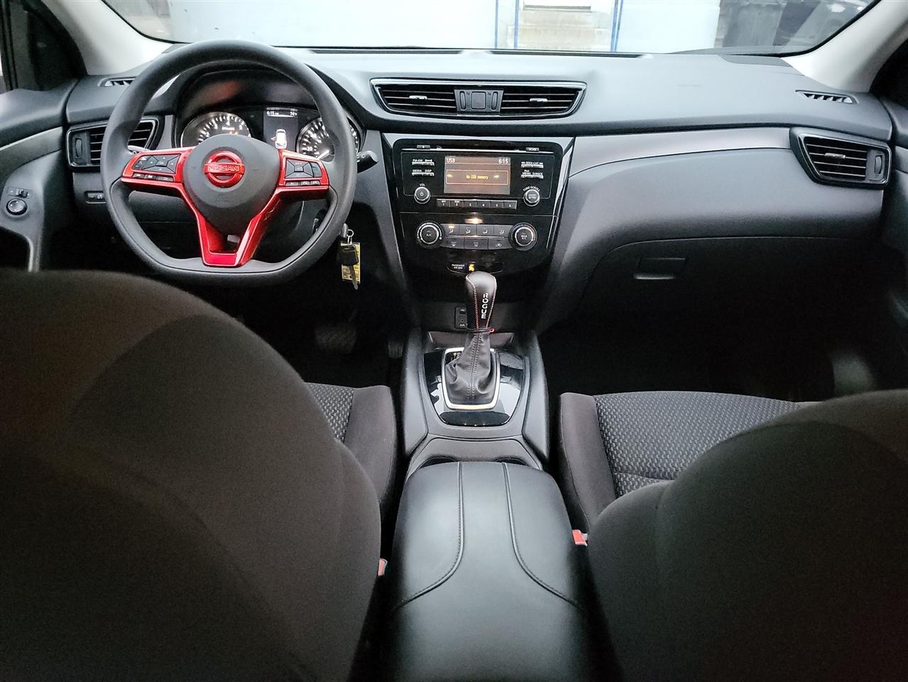 Nissan Rogue Sport S 2018
