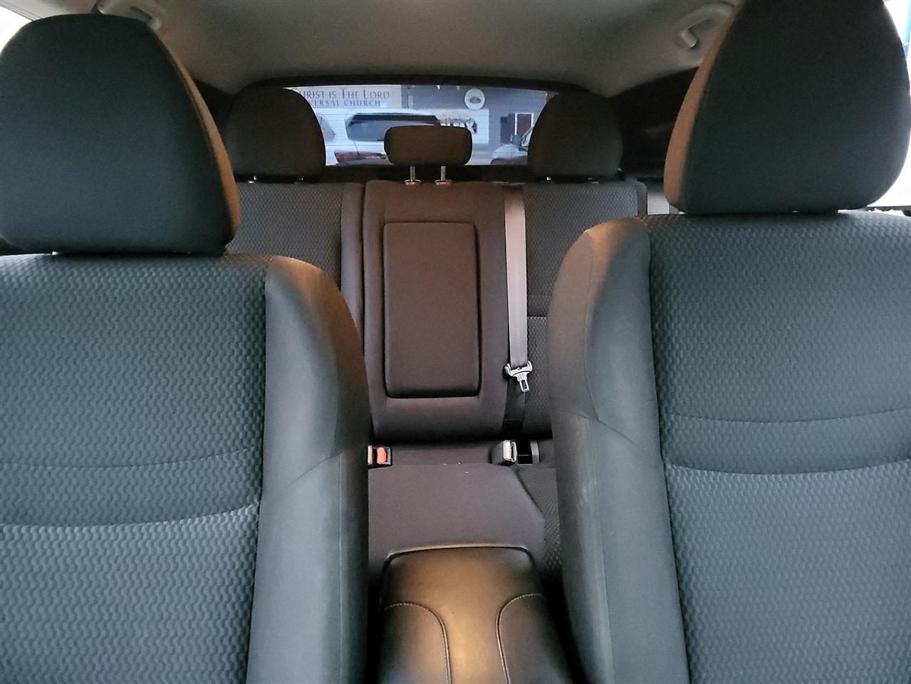 Nissan Rogue Sport S 2018