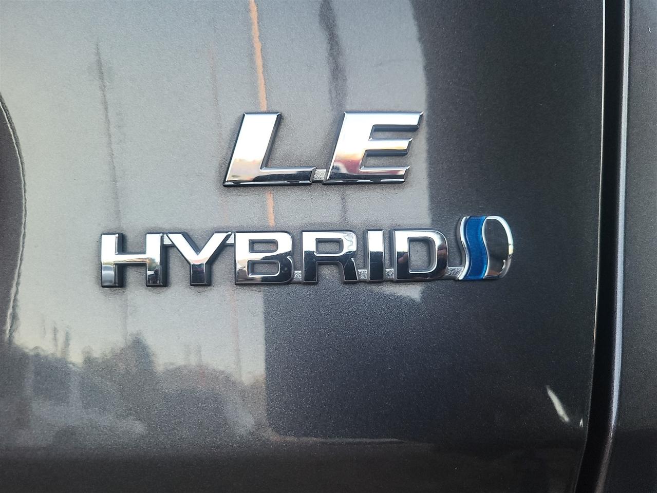 Toyota RAV4 Hybrid LE 2022