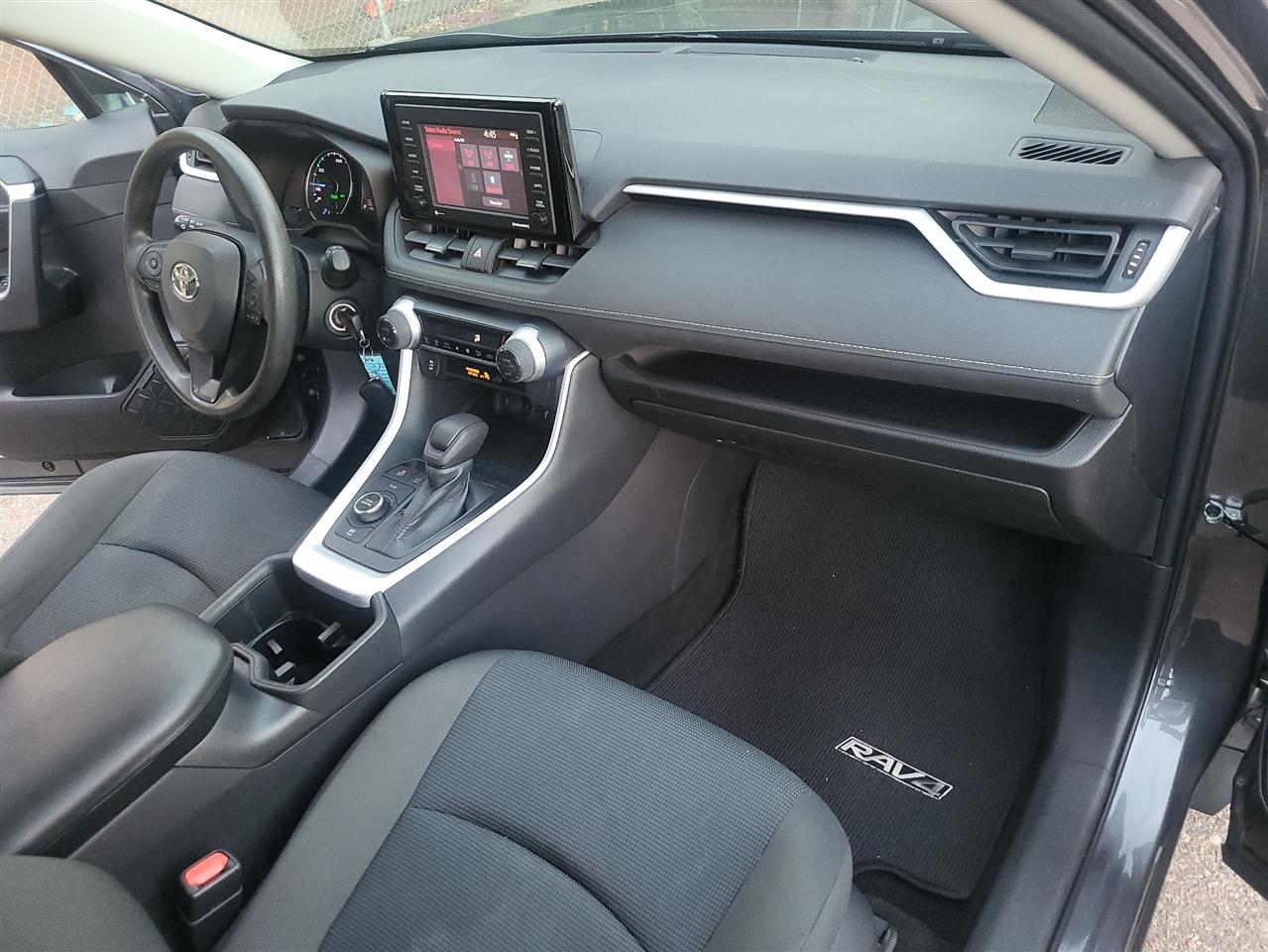 Toyota RAV4 Hybrid LE 2022