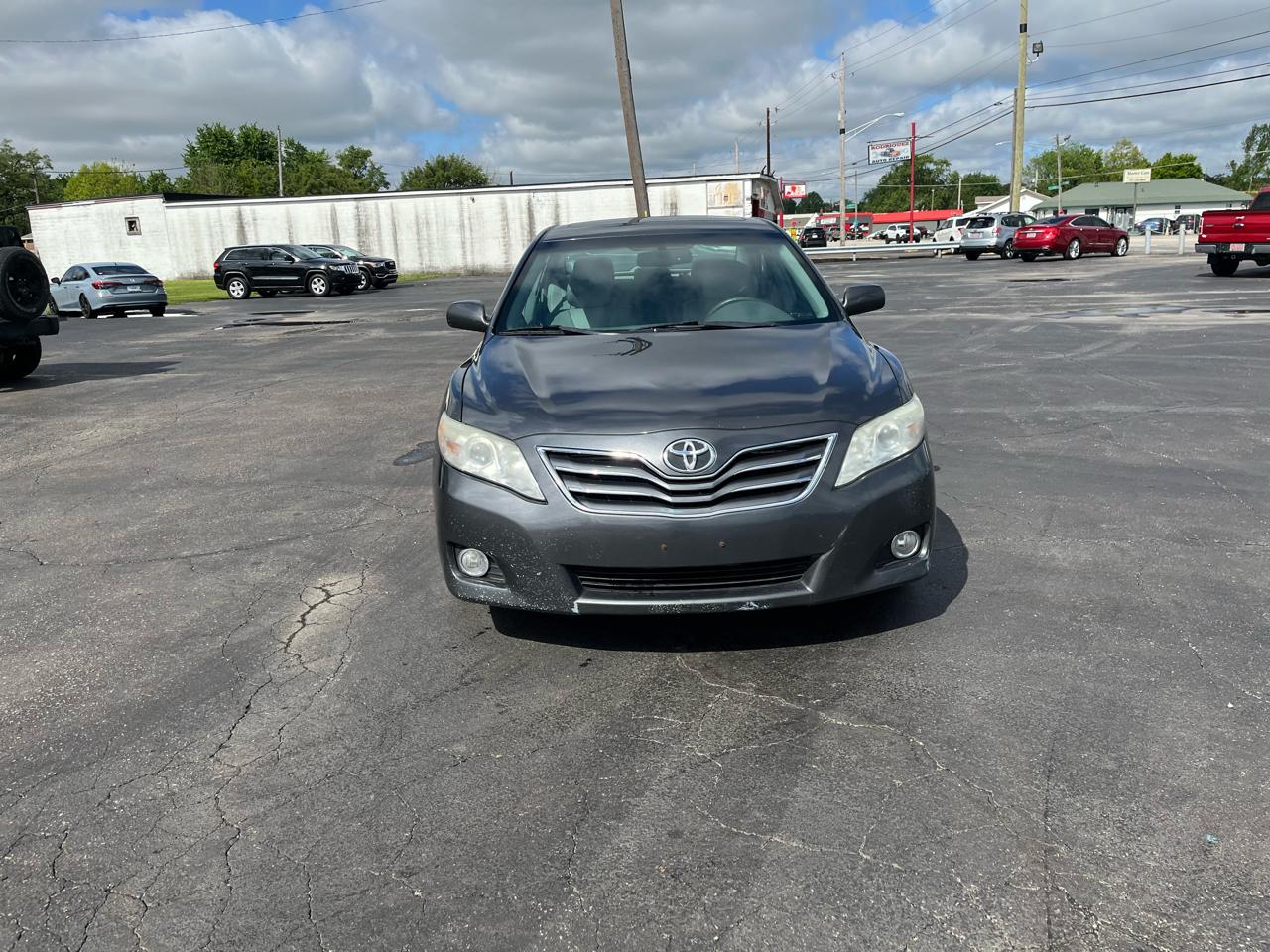 Toyota Camry Base 6-Spd AT 2011