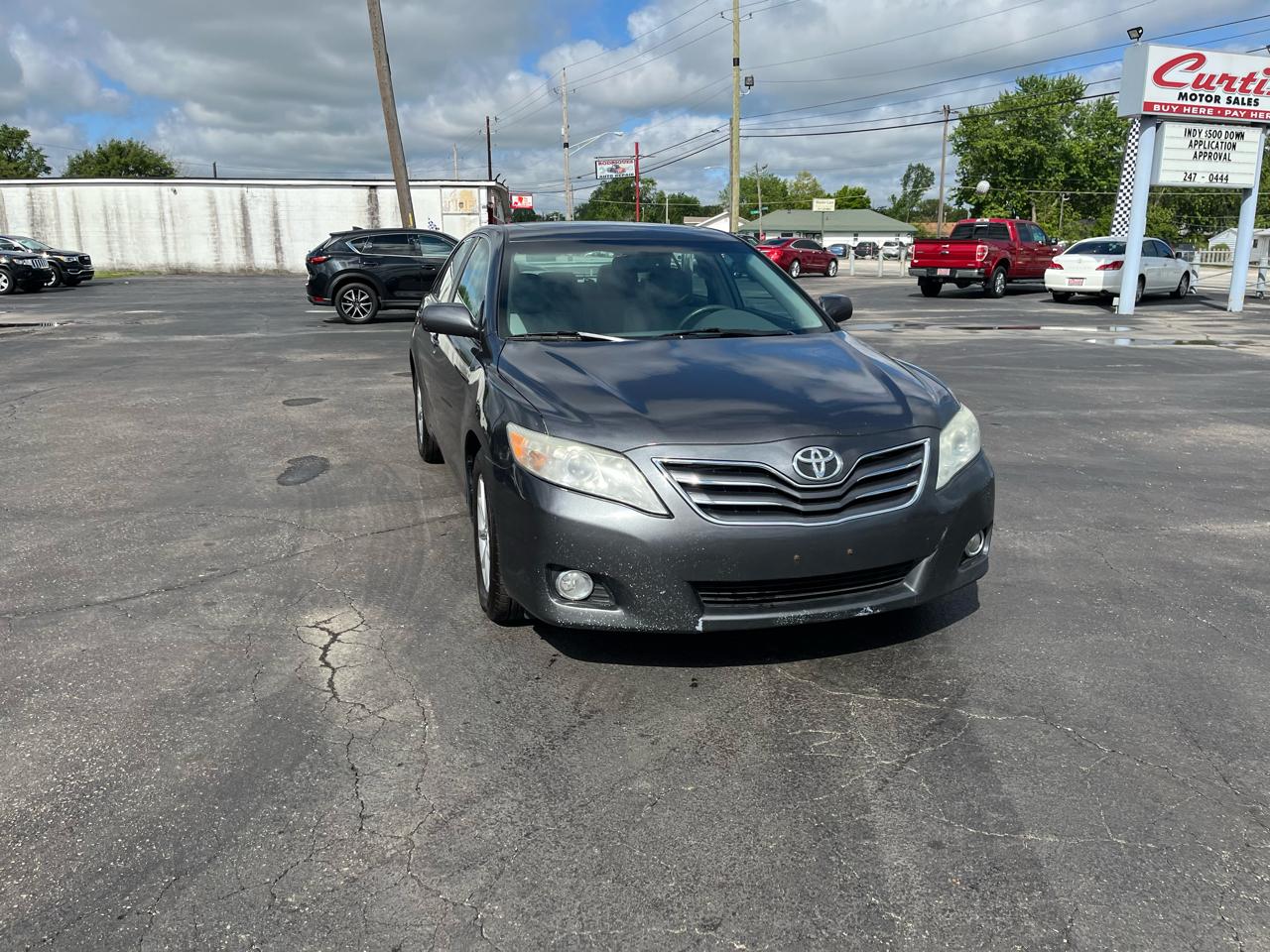 Toyota Camry Base 6-Spd AT 2011