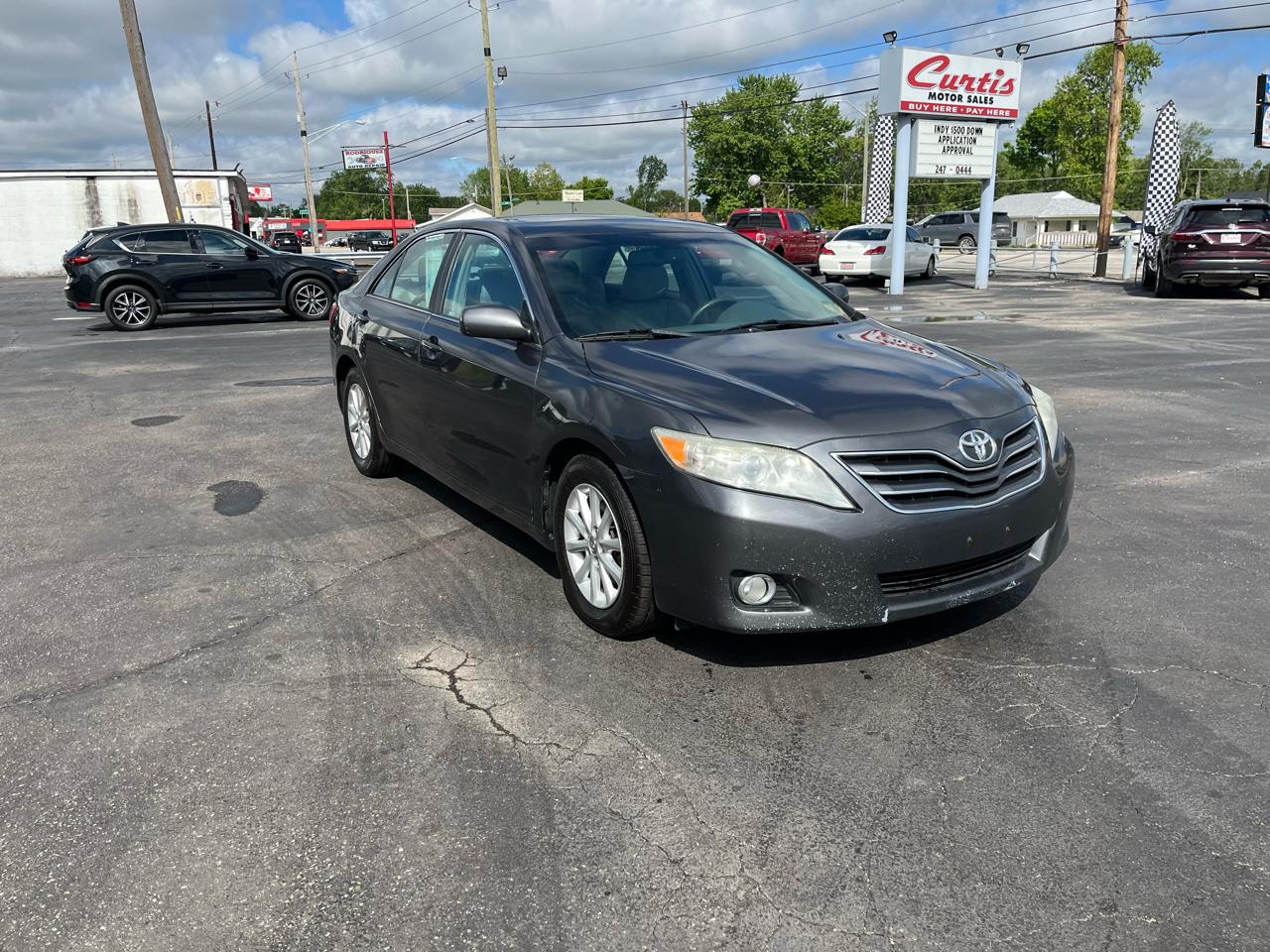 Toyota Camry Base 6-Spd AT 2011