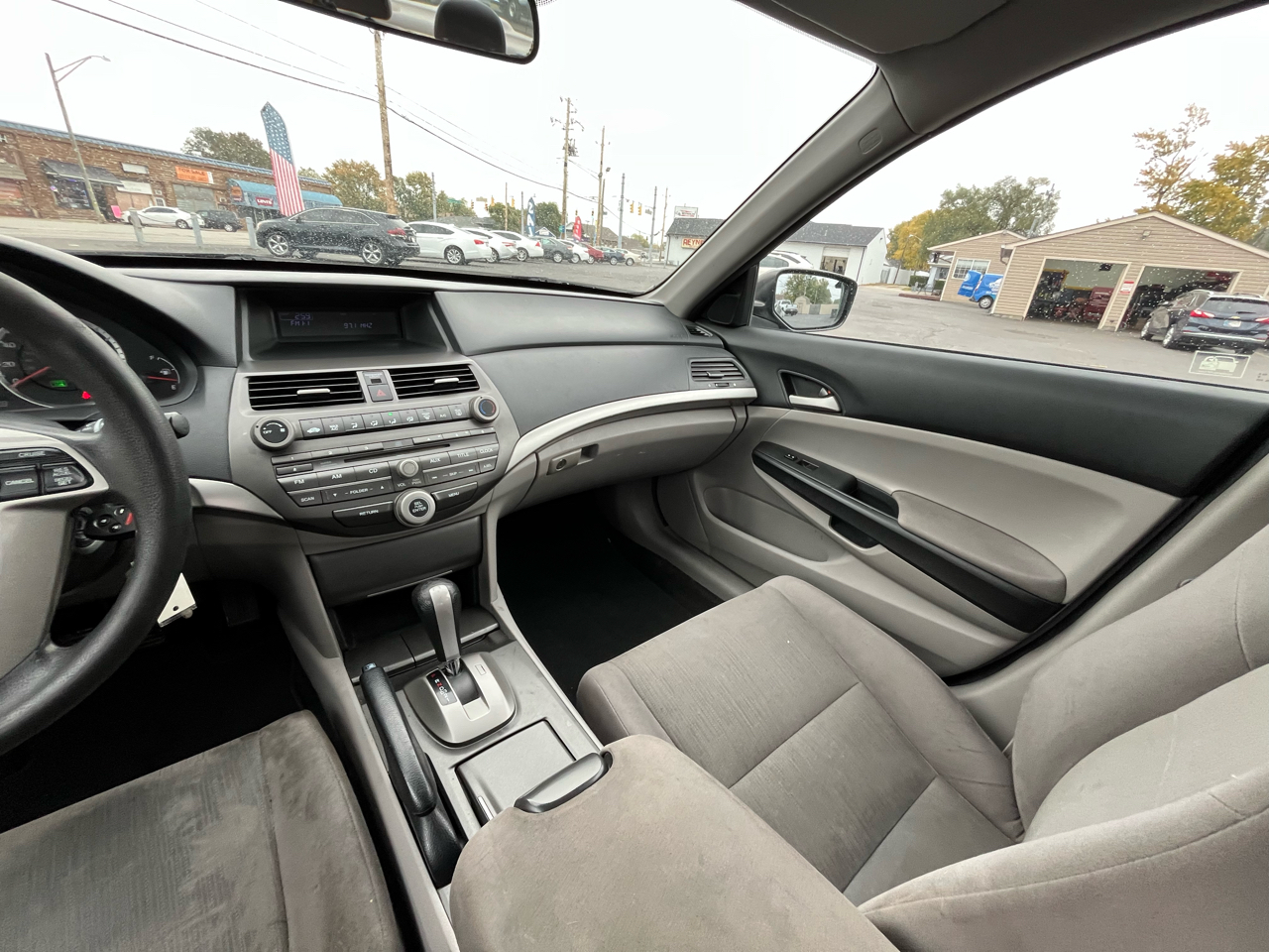 Honda Accord LX sedan AT 2012 Honda Accord LX sedan AT 2012