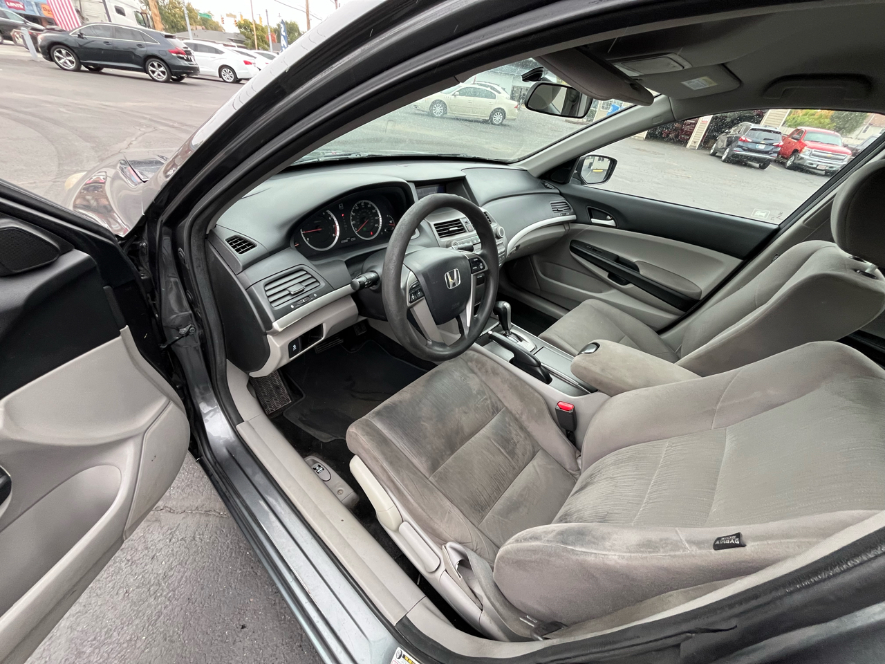 Honda Accord LX sedan AT 2012 Honda Accord LX sedan AT 2012