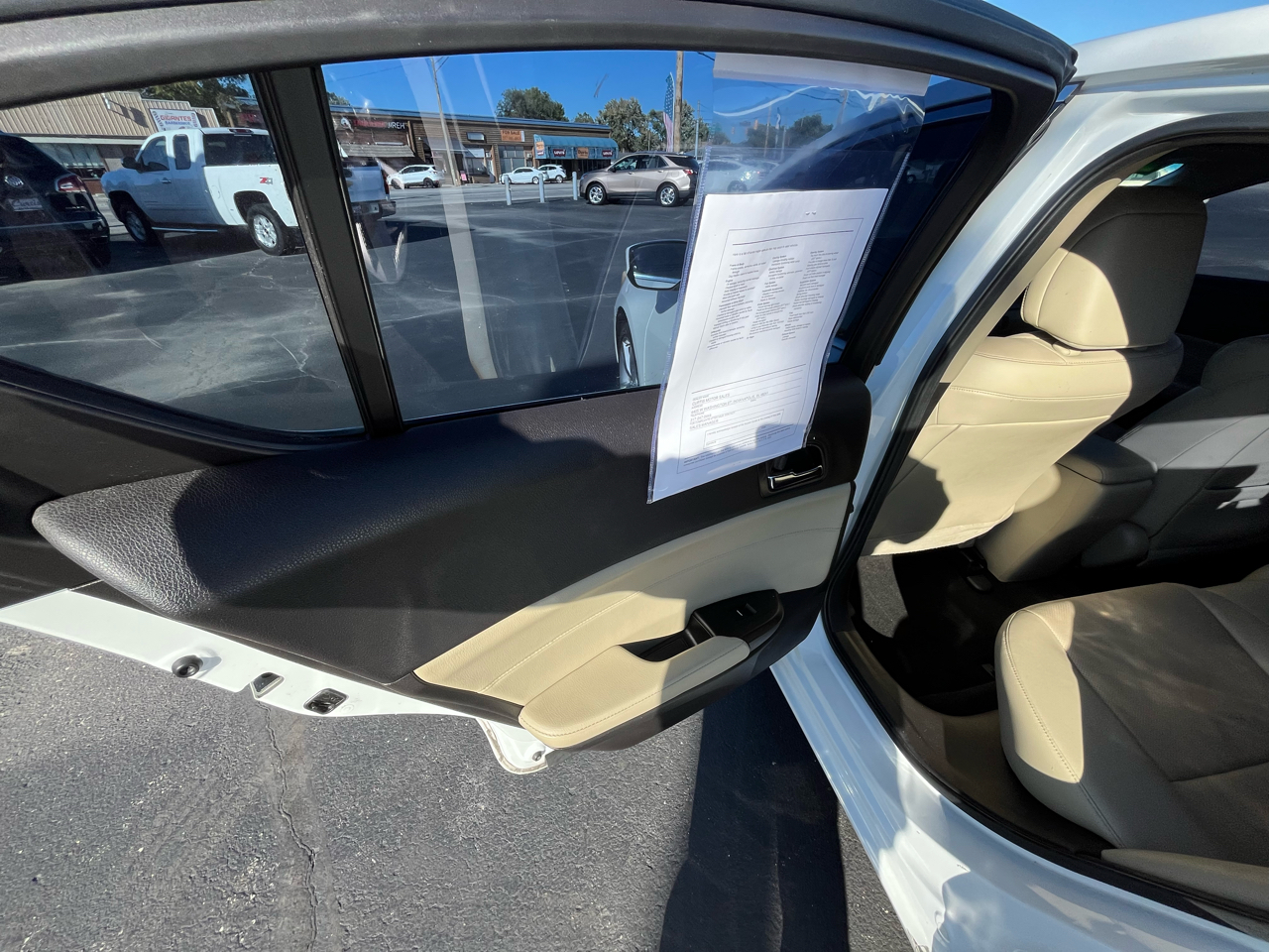 Acura ILX 5-Spd AT w/ Premium Package 2013 Acura ILX 5-Spd AT w/ Premium Package 2013