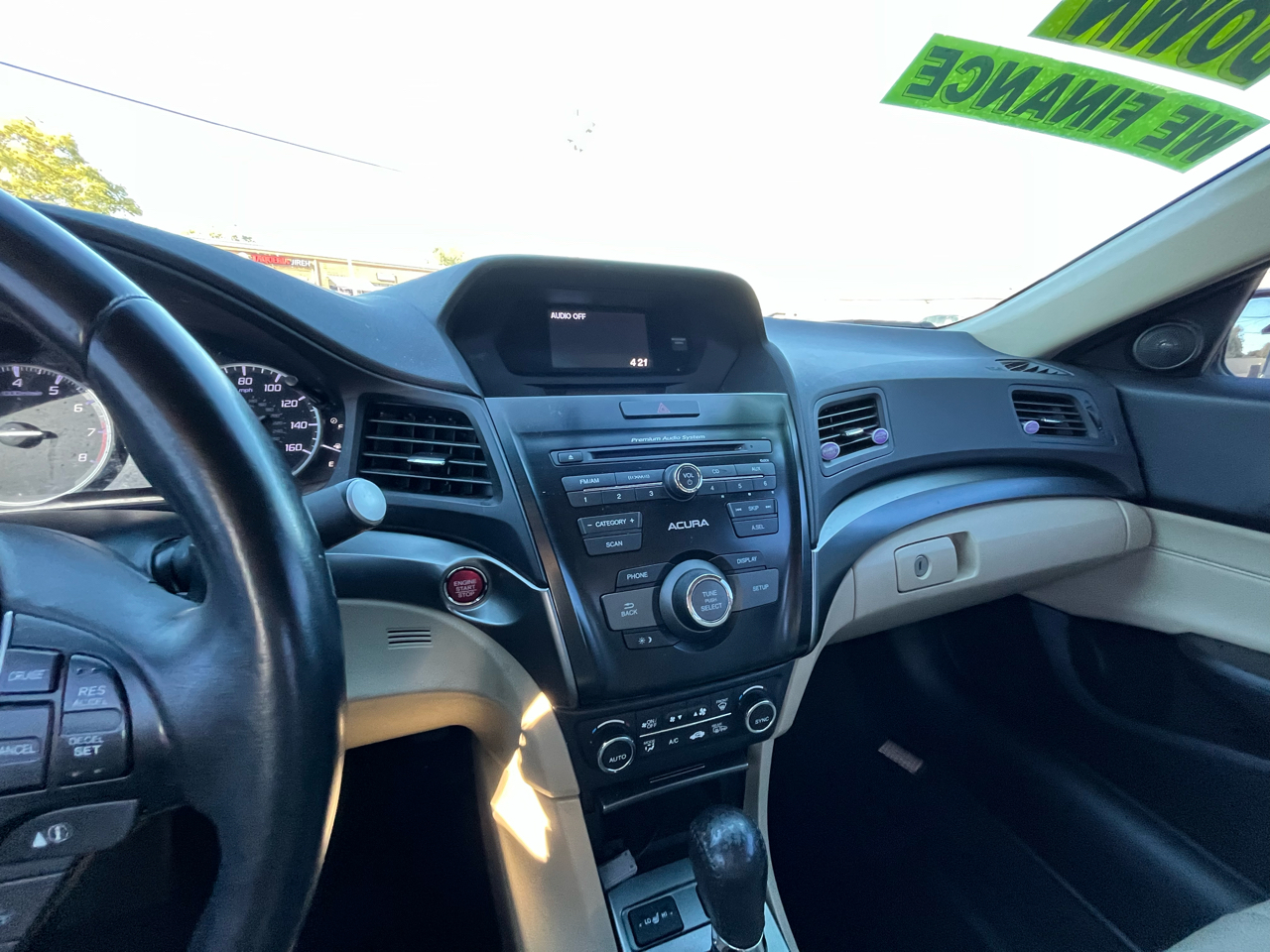 Acura ILX 5-Spd AT w/ Premium Package 2013 Acura ILX 5-Spd AT w/ Premium Package 2013