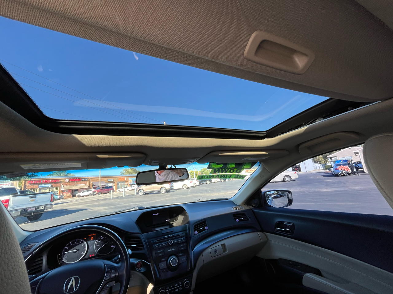 Acura ILX 5-Spd AT w/ Premium Package 2013 Acura ILX 5-Spd AT w/ Premium Package 2013