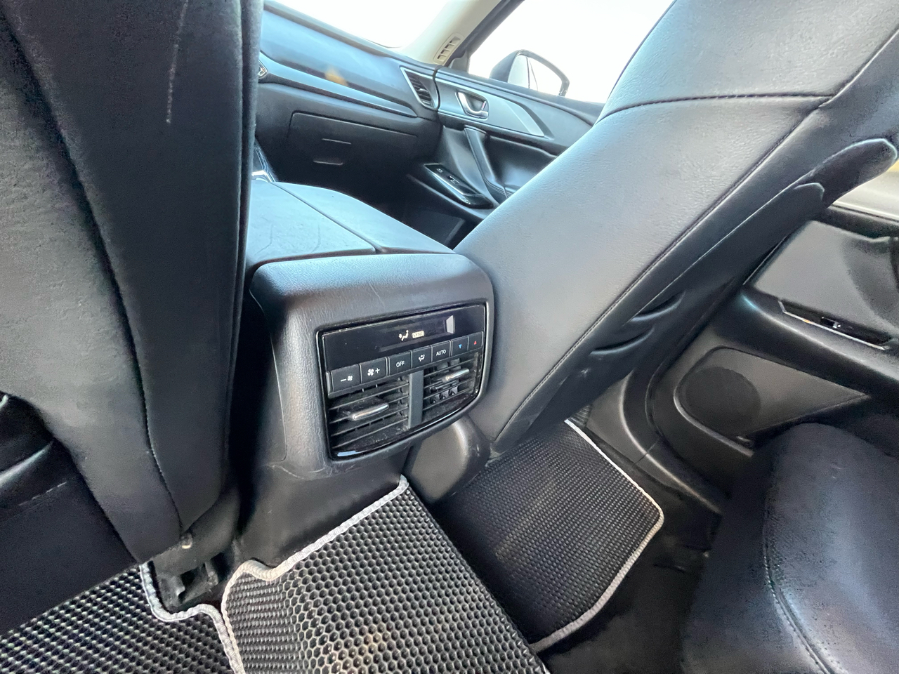 Mazda CX-9 Touring FWD 2018