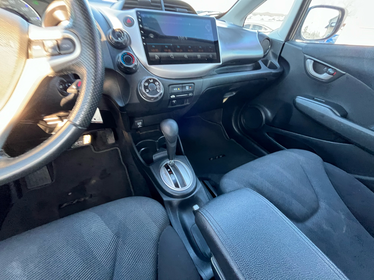 Honda Fit Sport 5-Speed AT 2011