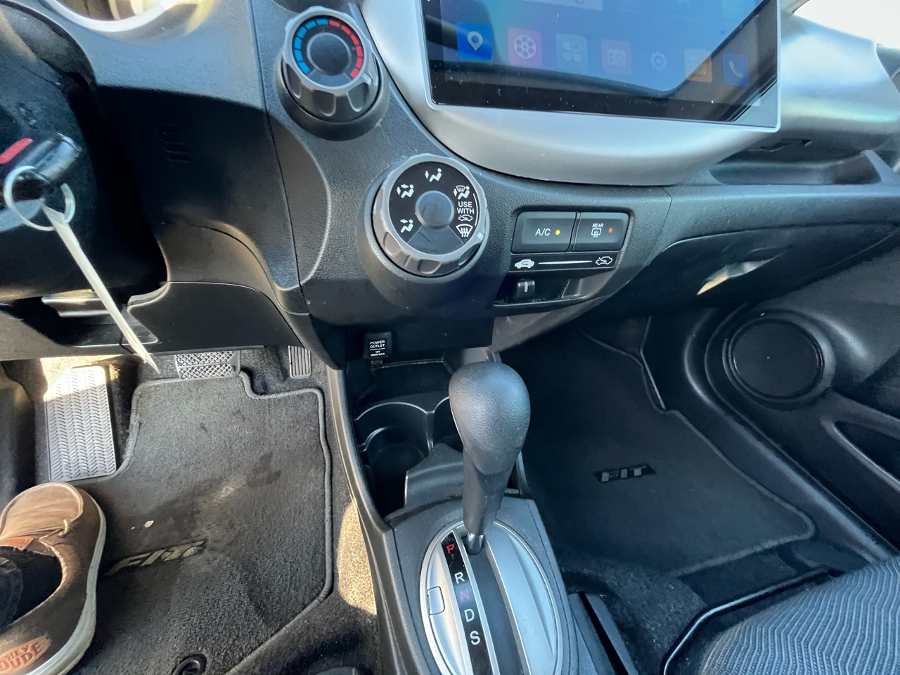 Honda Fit Sport 5-Speed AT 2011