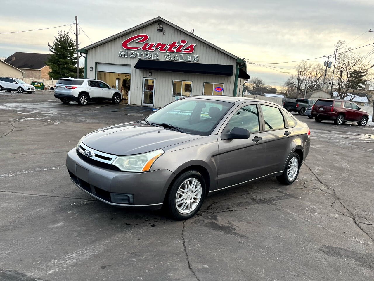 Ford Focus SE Sedan 2011