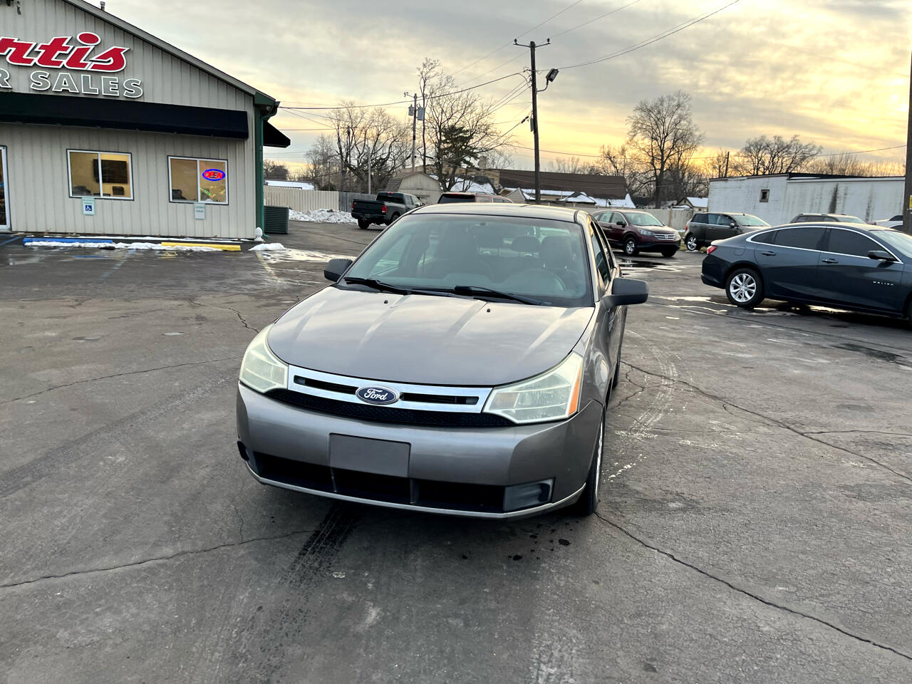 Ford Focus SE Sedan 2011