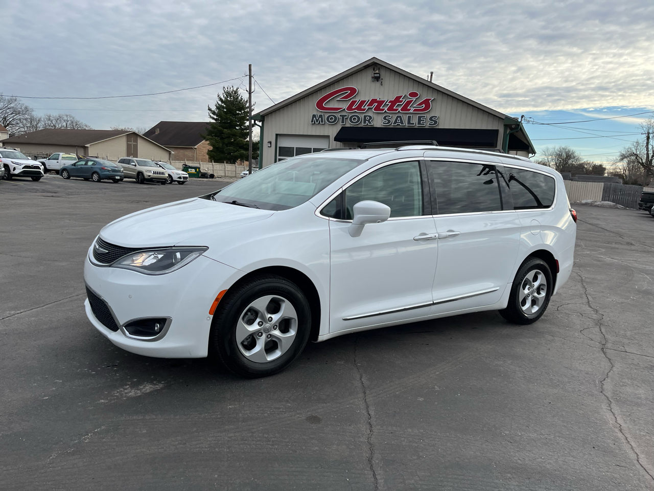 Chrysler Pacifica Touring-L Plus 2017