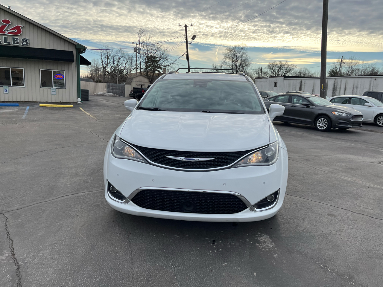 Chrysler Pacifica Touring-L Plus 2017