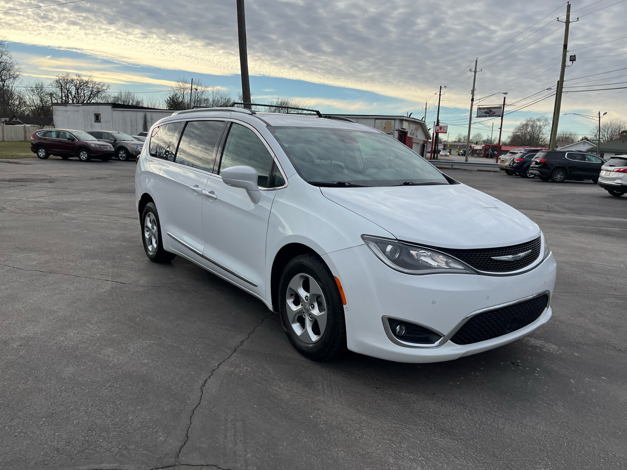Chrysler Pacifica Touring-L Plus 2017