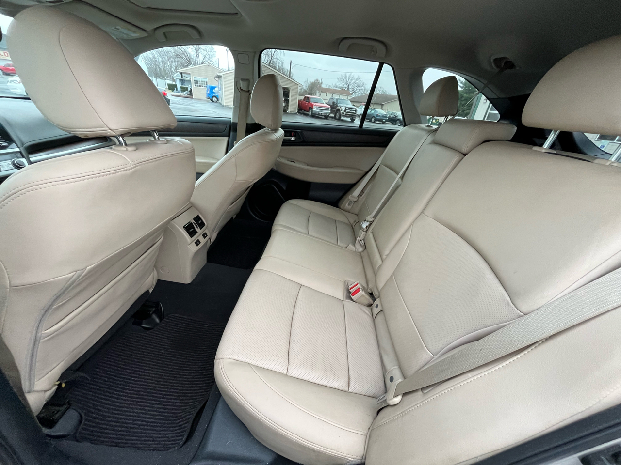 Subaru Outback 2.5i Limited 2017