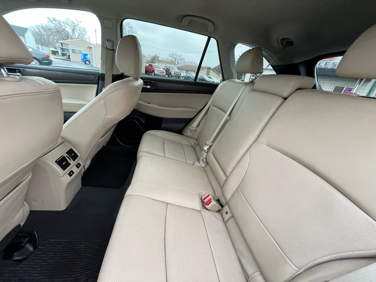 Subaru Outback 2.5i Limited 2017