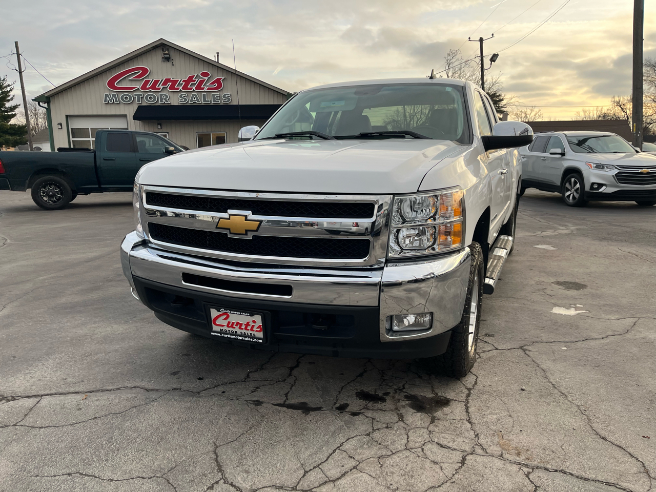 Chevrolet Silverado 1500 LT Ext. Cab Long Box 4WD 2011