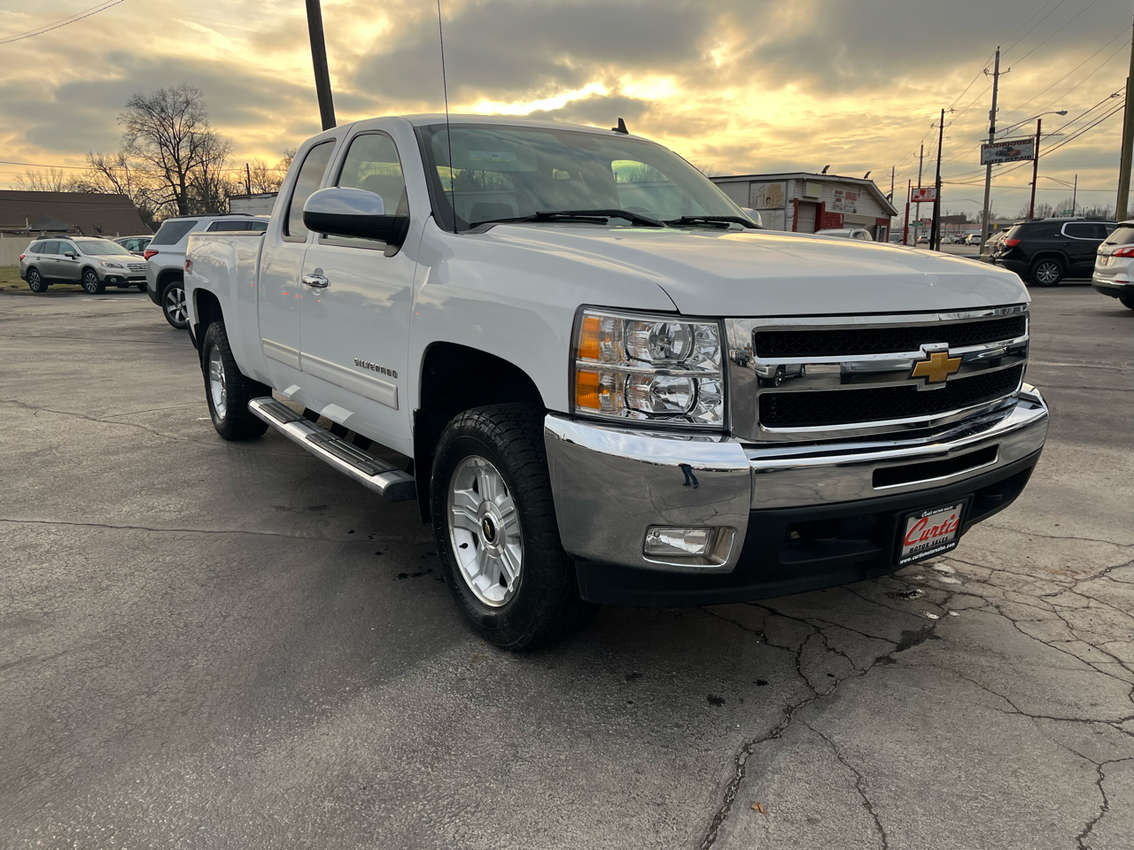 Chevrolet Silverado 1500 LT Ext. Cab Long Box 4WD 2011