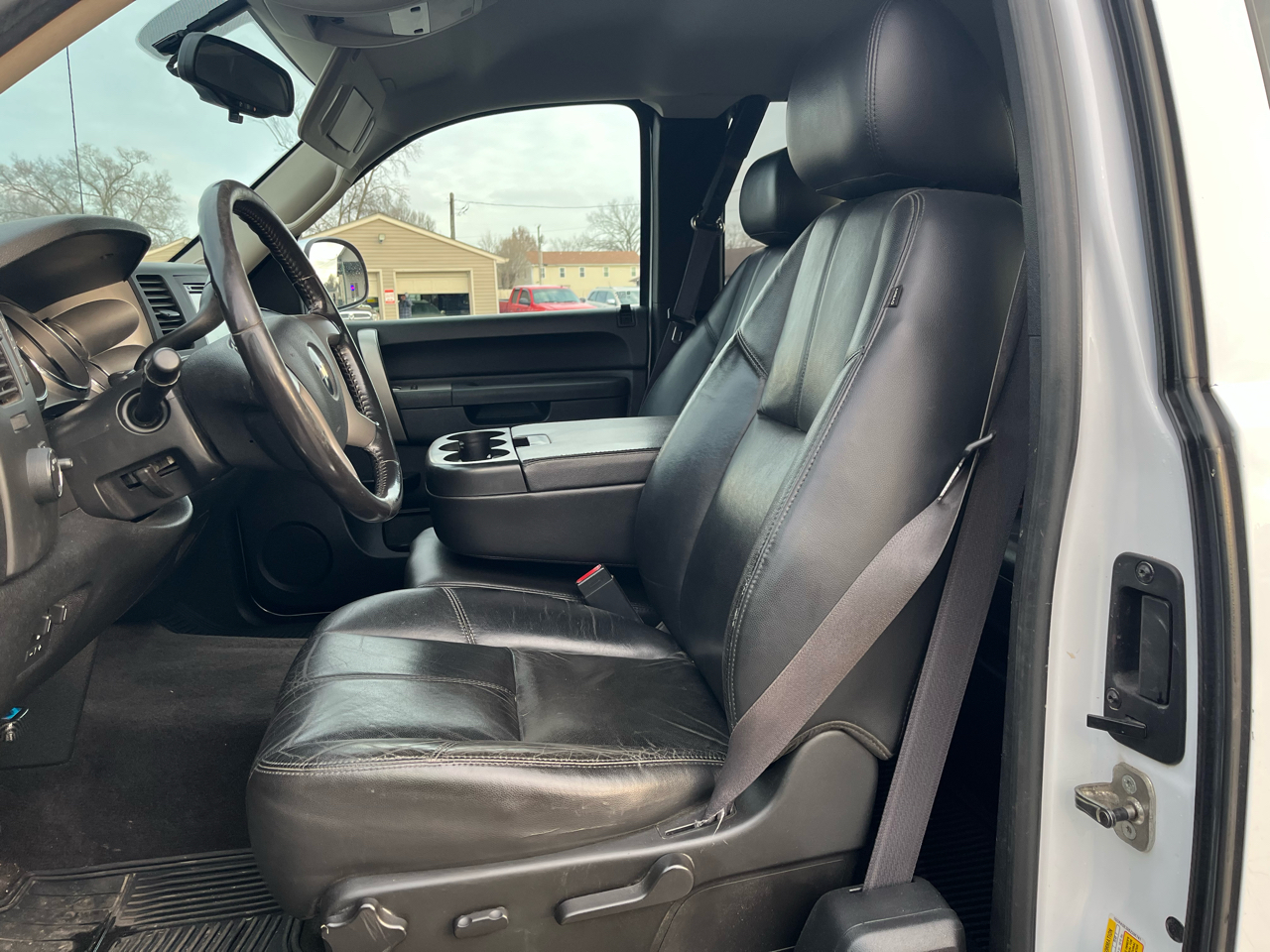 Chevrolet Silverado 1500 LT Ext. Cab Long Box 4WD 2011