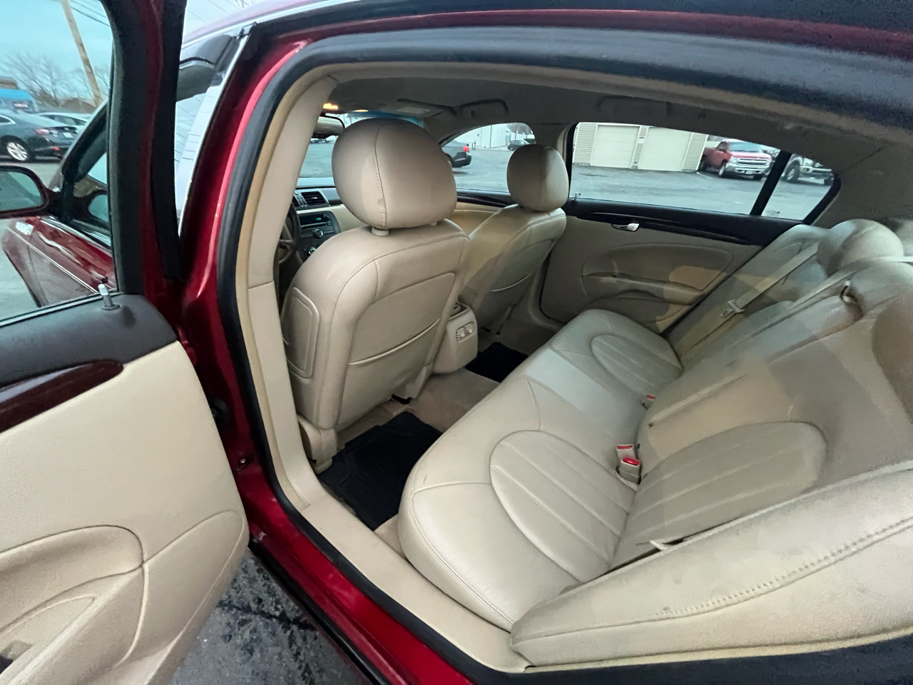 Buick Lucerne CXL 2010