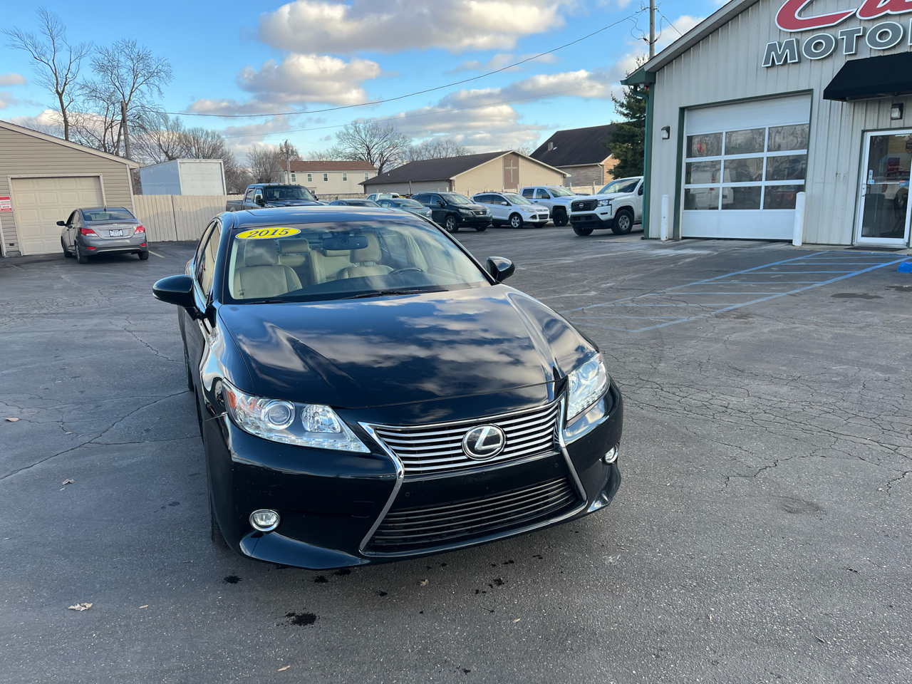 Lexus ES 350 Sedan 2015