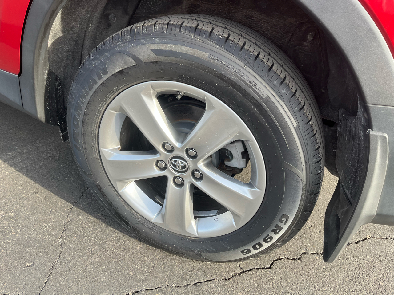 Toyota RAV4 XLE FWD 2015