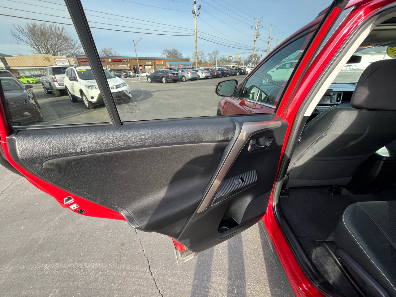 Toyota RAV4 XLE FWD 2015