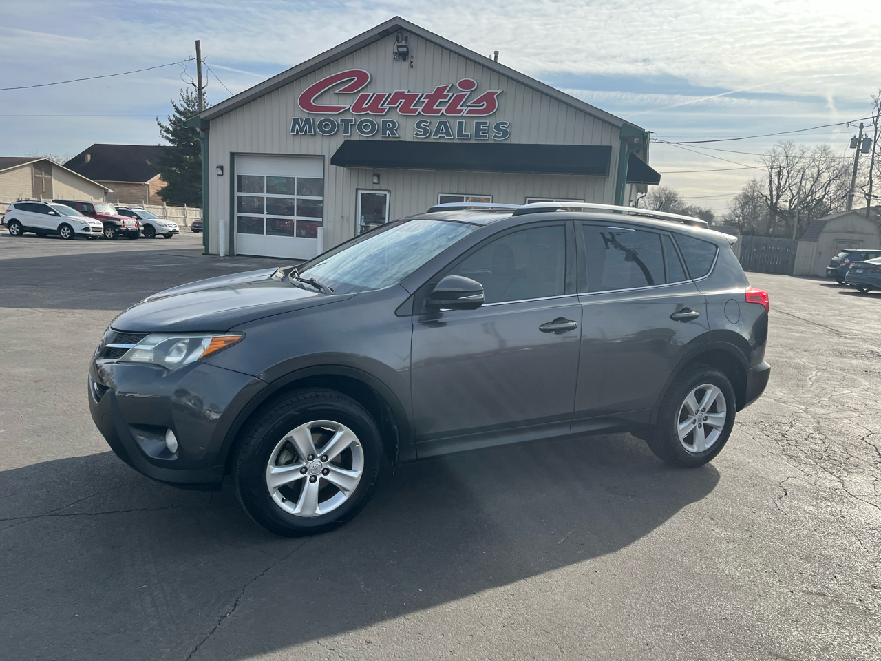 Toyota RAV4 XLE FWD 2014