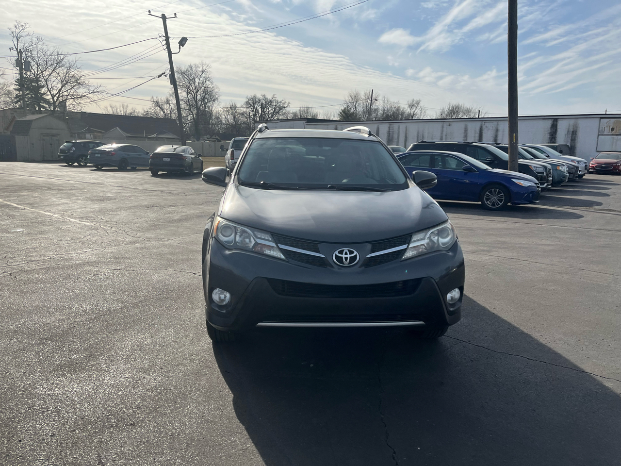 Toyota RAV4 XLE FWD 2014
