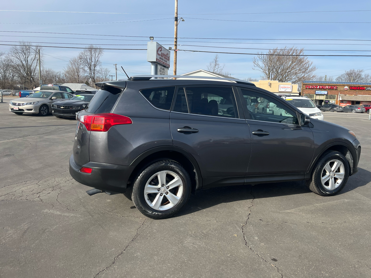 Toyota RAV4 XLE FWD 2014