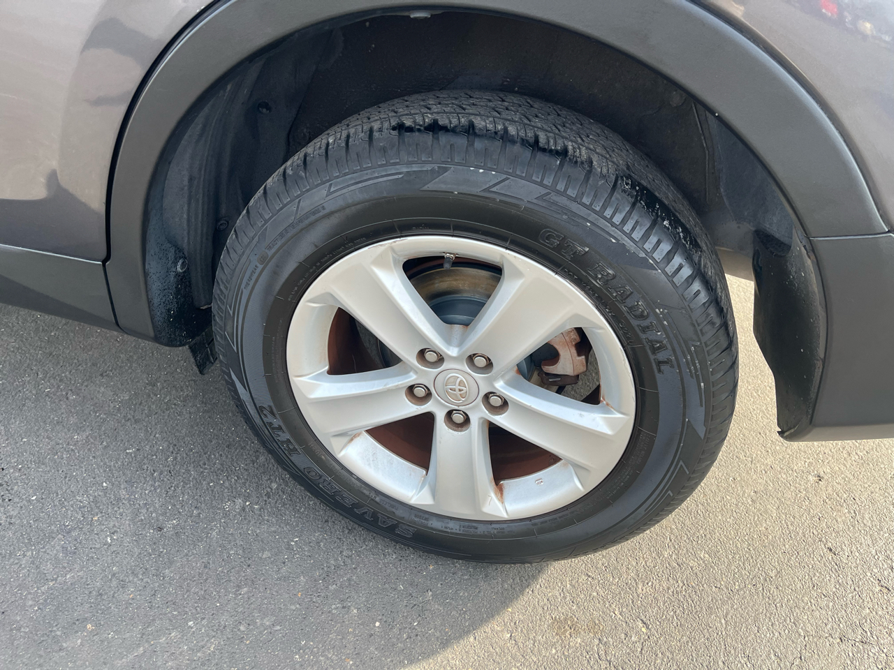 Toyota RAV4 XLE FWD 2014