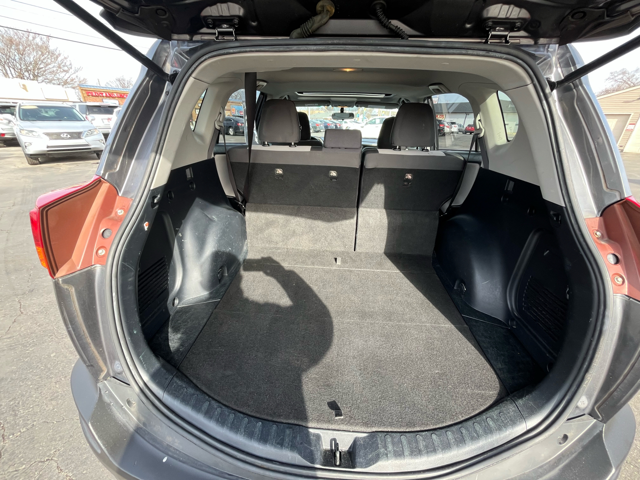 Toyota RAV4 XLE FWD 2014