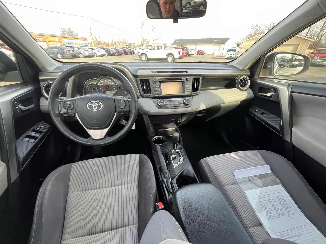 Toyota RAV4 XLE FWD 2014