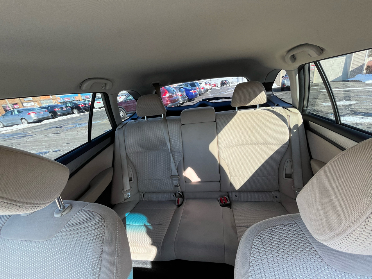 Subaru Outback 2.5i Premium 2016