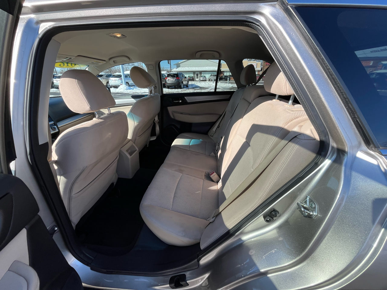 Subaru Outback 2.5i Premium 2016