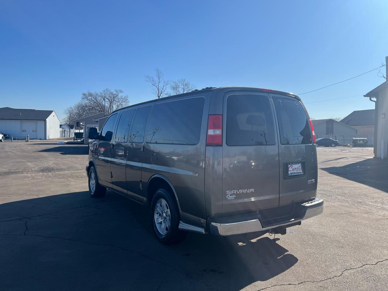 GMC Savana G1500 Cargo 2006