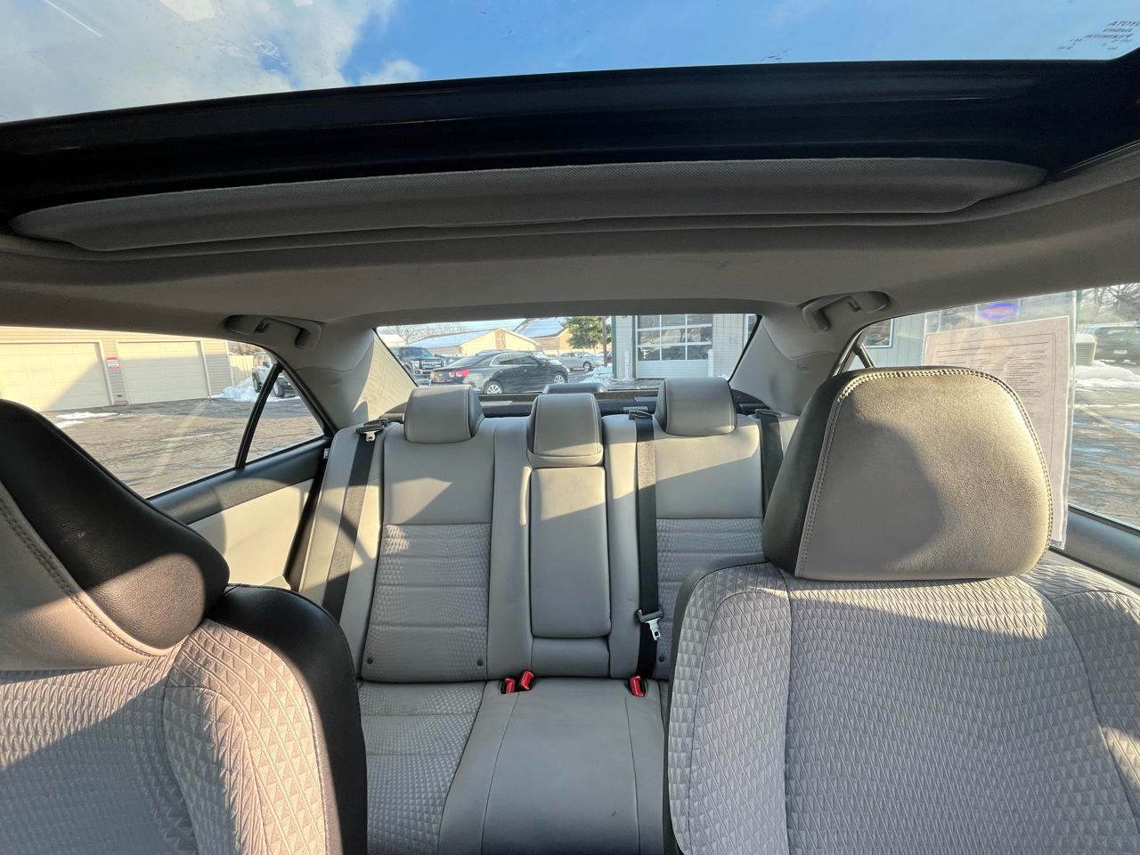 Toyota Camry SE 2015