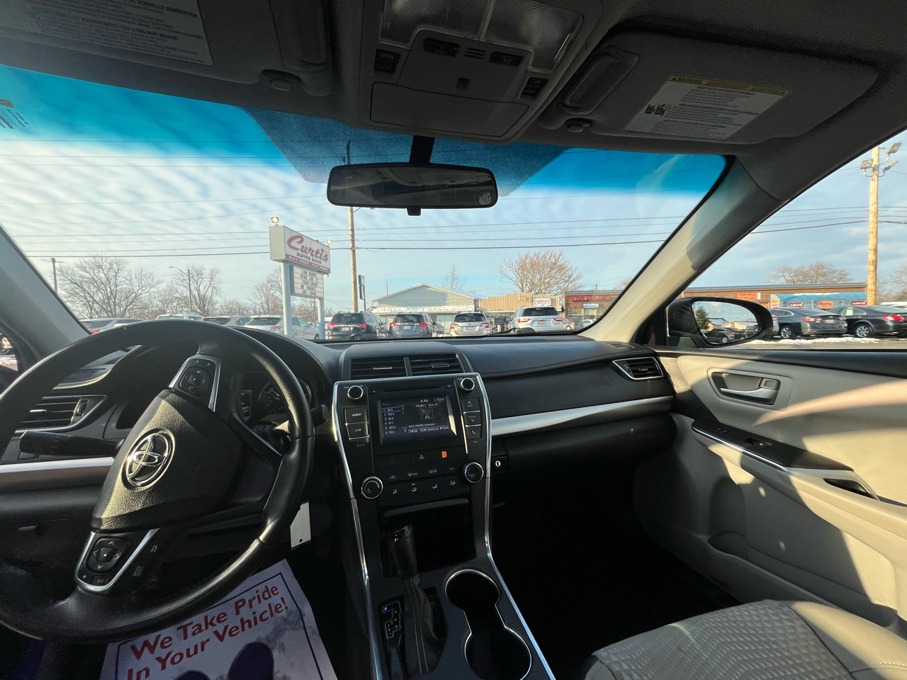 Toyota Camry SE 2015