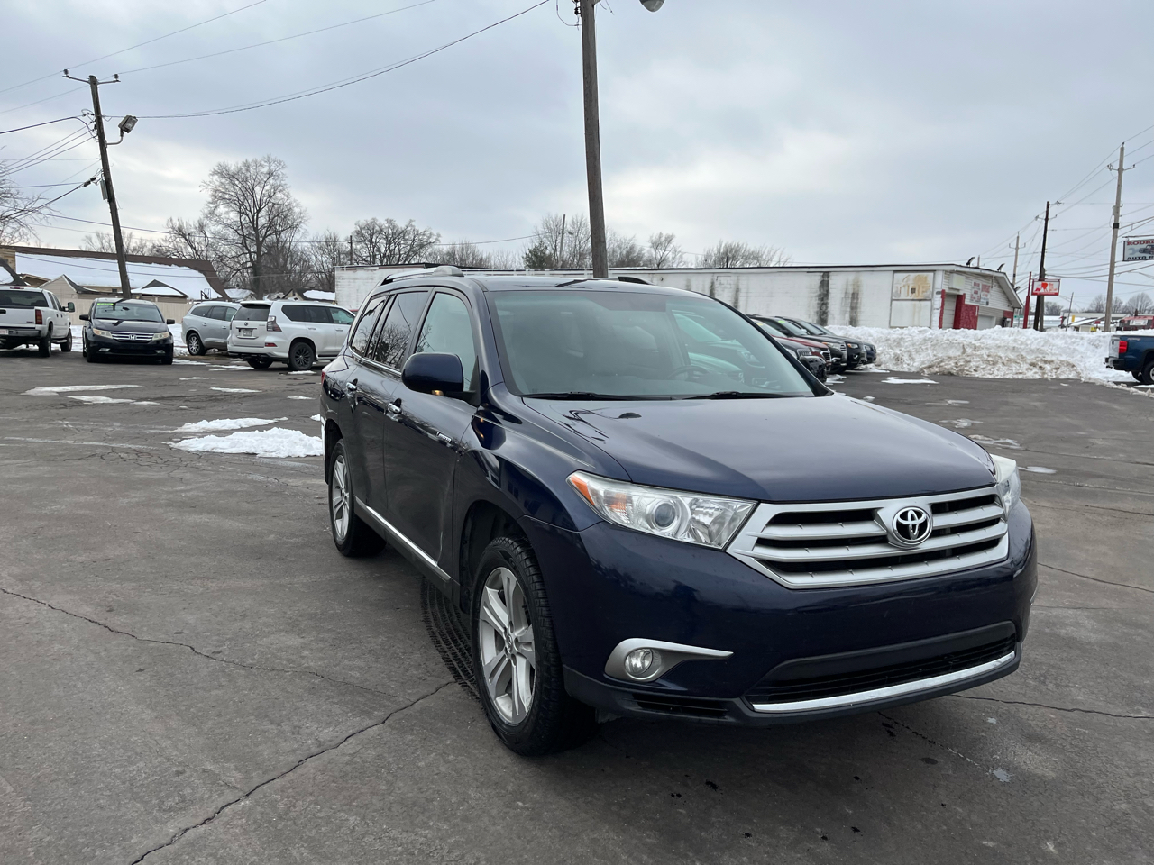 Toyota Highlander Limited 2WD 2013